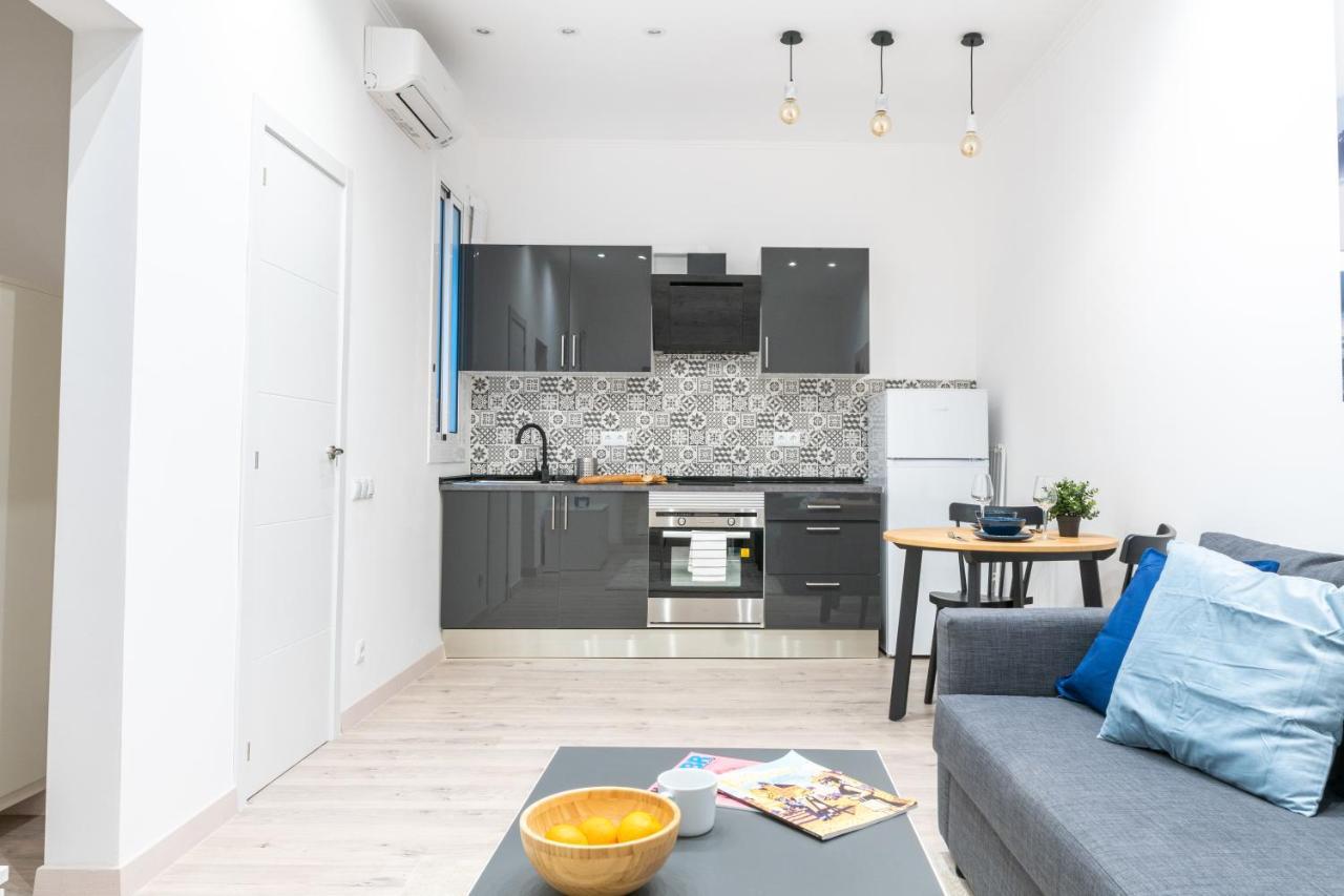 Cozy Studio Apartment 5 Min From Camp Nou บาร์เซโลนา ภายนอก รูปภาพ