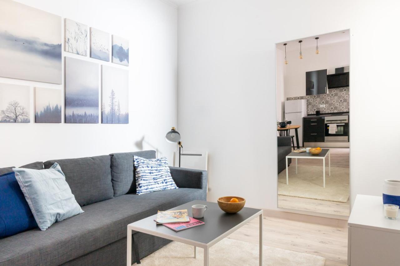 Cozy Studio Apartment 5 Min From Camp Nou บาร์เซโลนา ภายนอก รูปภาพ